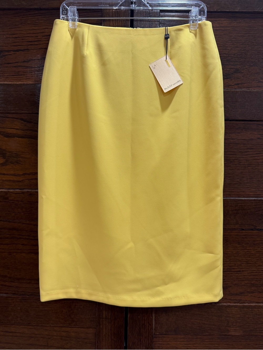 NWT Alberto Makali NY size 8 bright Lemon Yellow Pencil midi Skirt fully lined